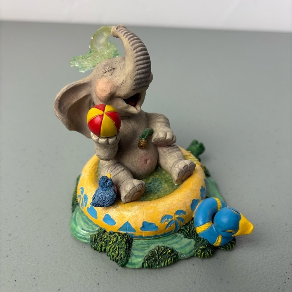 Elephant Figurine Having a Ball Peanut Pals VTG 1996 Tom Newsom Waterplay Frog